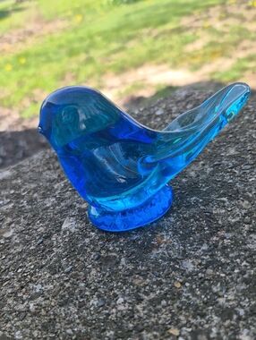 Leo Ward Blue Glass Bird Figurine Decorative Accent